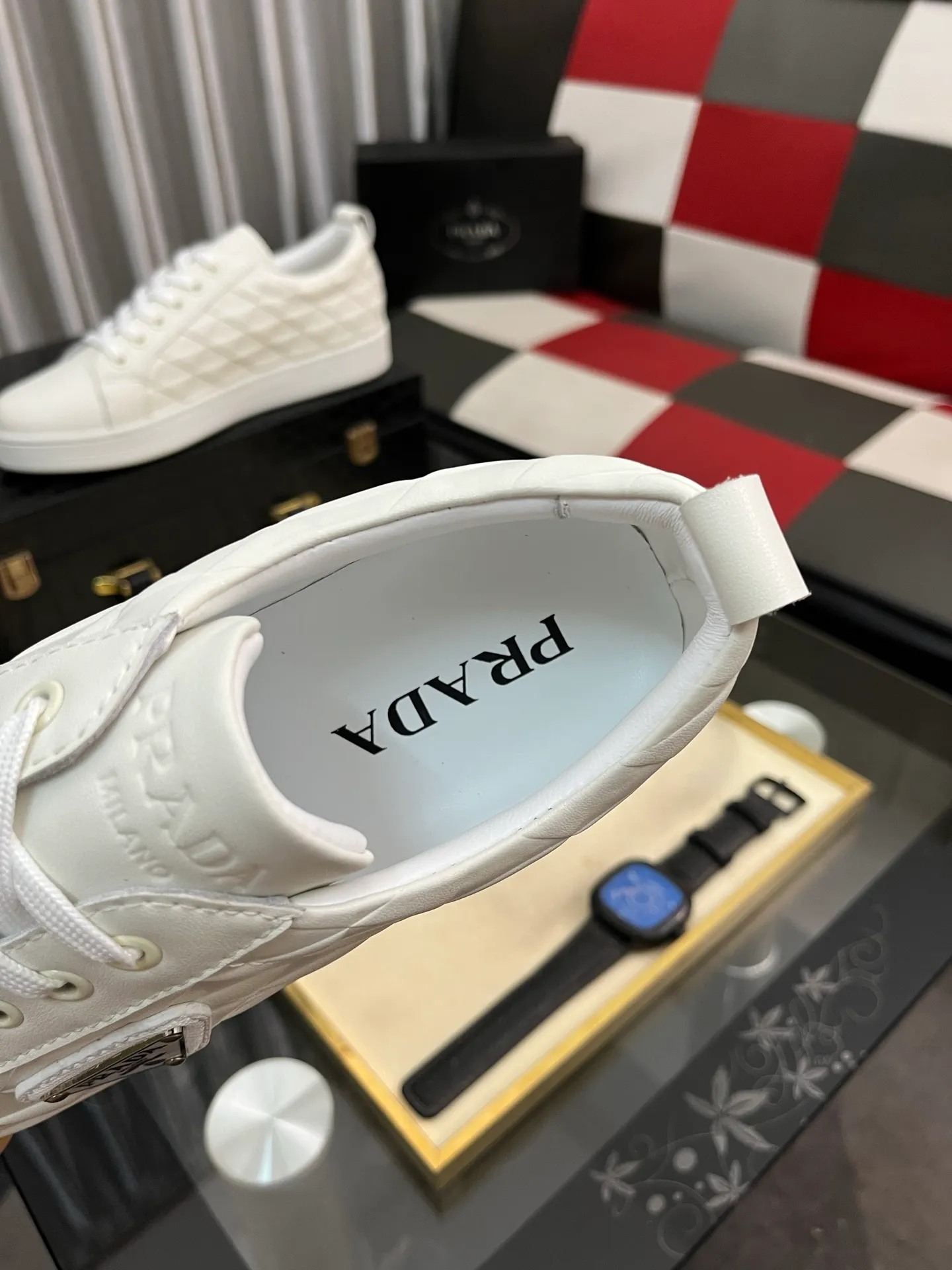 Men's shoes 💰440⌚️⌚️Prada•PRADA original quality.~ Unique modern style sneakers. 🏃A must-have casual shoe for trendy men😍😍 Original brand imported from Italy, imported original leather, sheep lining (refuses to discolor and grind feet) Sole: Original sole provided by the original factory, French lazy style design ⚠️Fit to the feet, original quality, super comfortable original sole. Code number: 38-444️⃣Colors available
